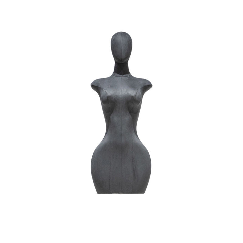 Modèle de demi-corps féminin grossier utilisé pour l'affichage du corps des vêtements avec courbe naturelle du corps pour l'affichage en magasin