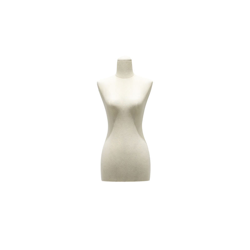 Une mannequin à moitié-corps, à moitié-corps, sans tête ni bras.